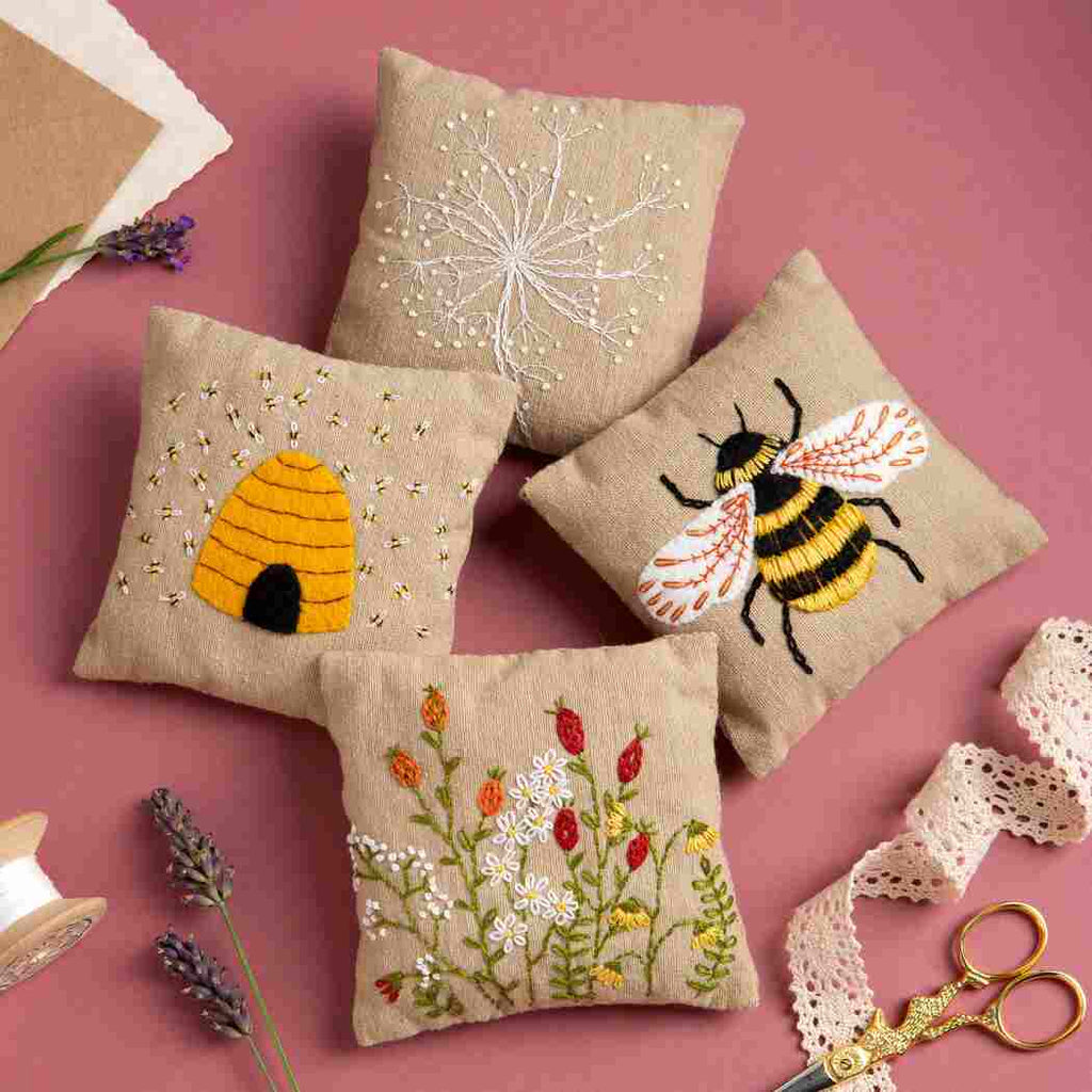 Corinne Lapierre Kit Bee Linen Lavender Bags