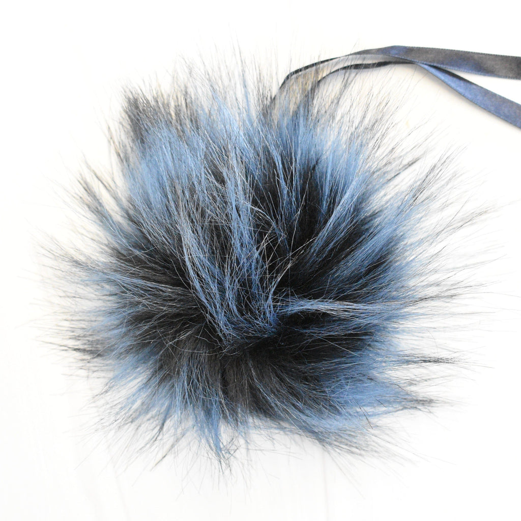 Ikigai Fiber Tools & Gifts Denim Faux Fur Poms