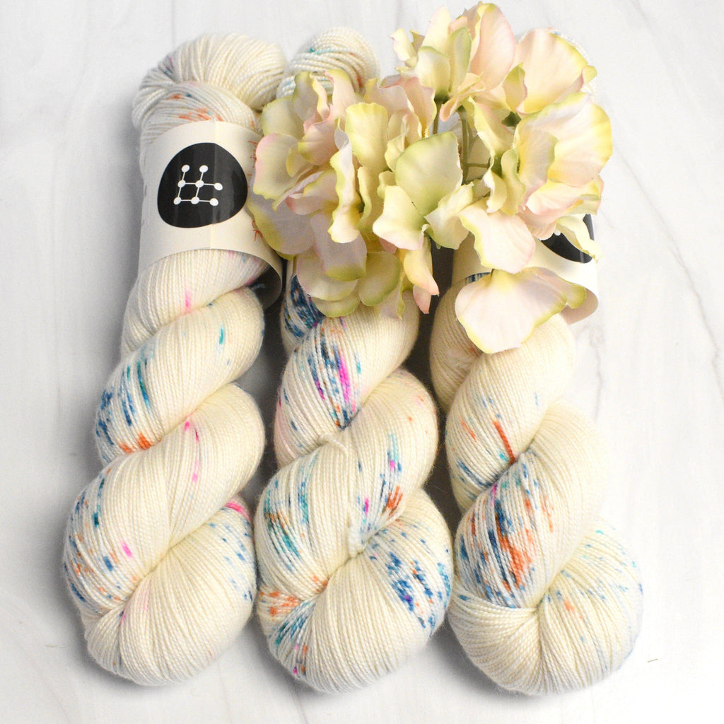 KraeO Yarn Powder Party Twisted Sister