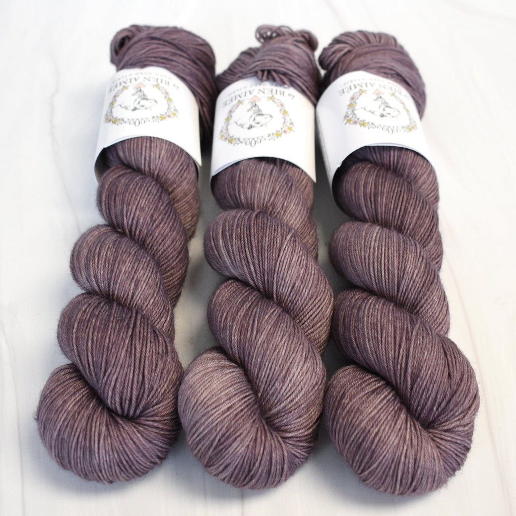 La Bien Aimee Quartz Fume Super Sock