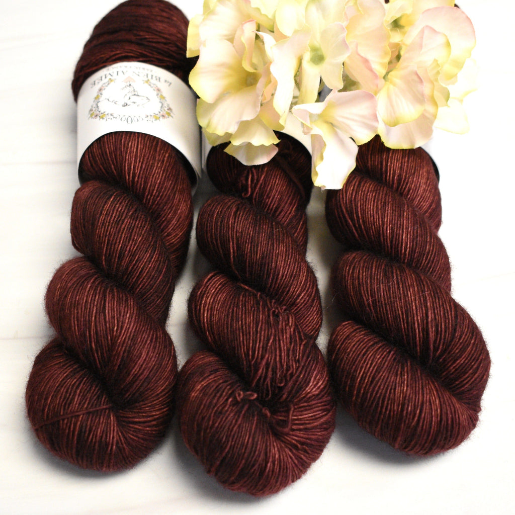 La Bien Aimee Yarn Acajou Merino Singles