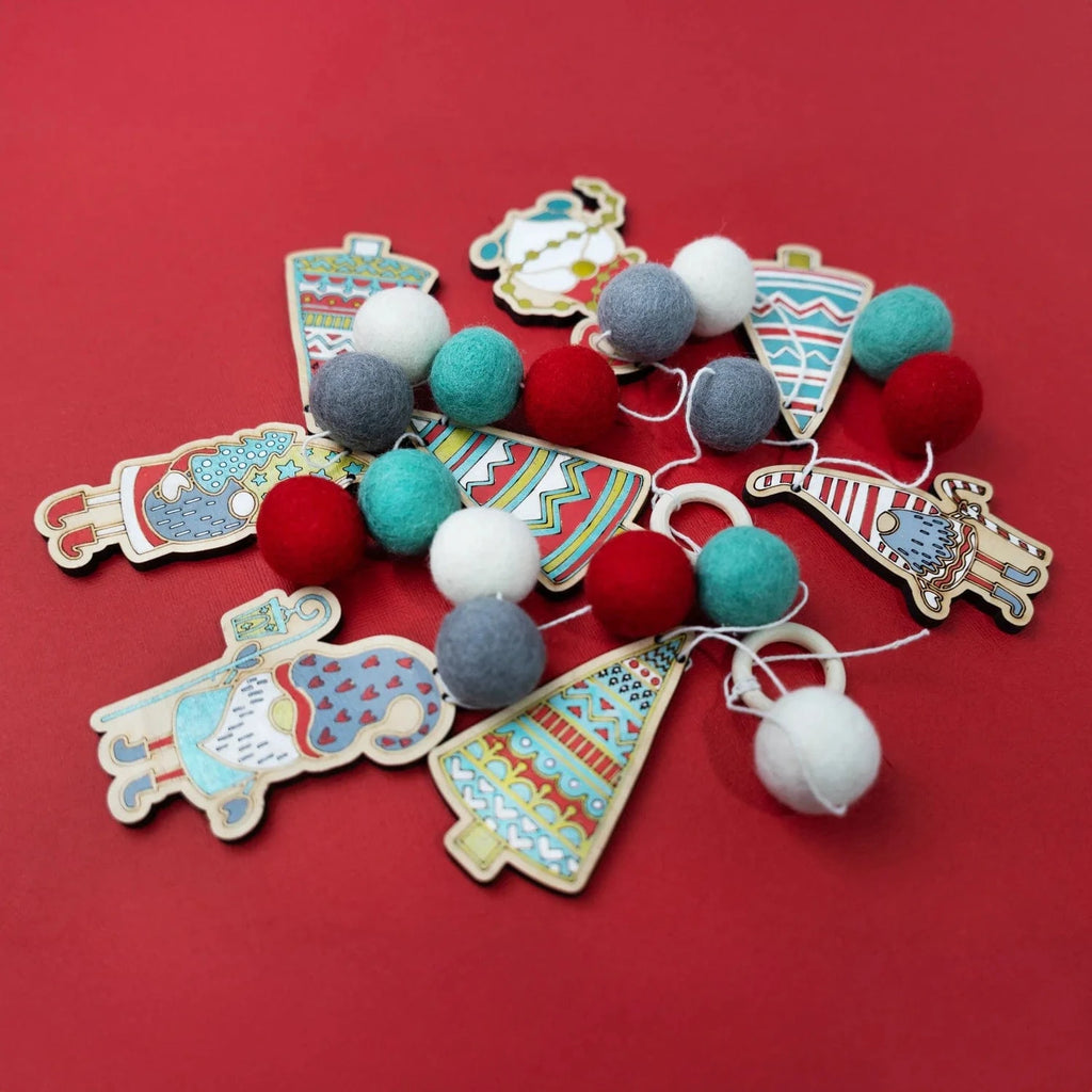 Woodsy Craft Co. Kit Gnome DIY Garland Kit