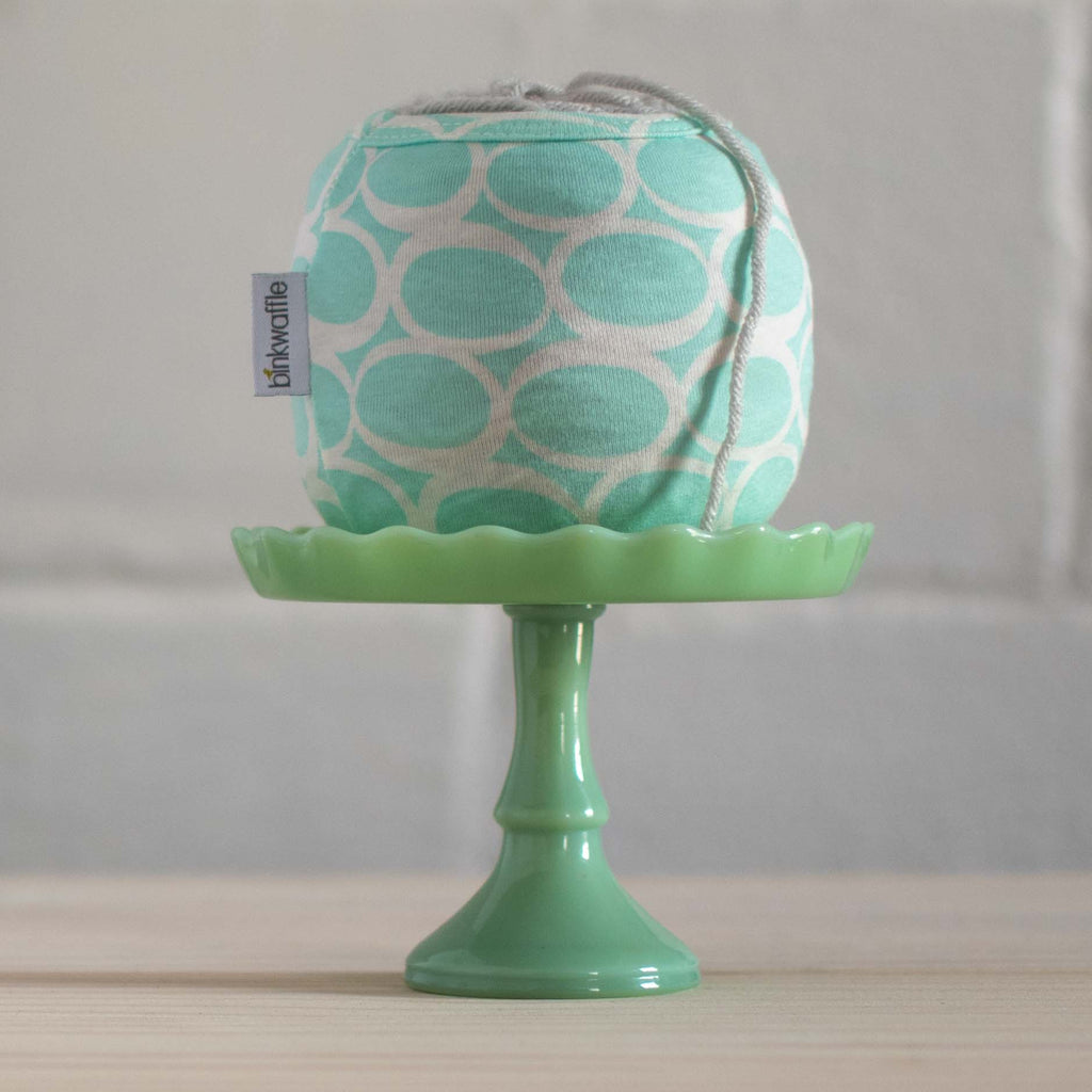 Binkwaffle Notions Seafoam Loopy Cozy Cake - Birthday Cake