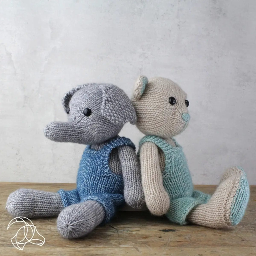 Hardicraft Freek Elephant Knitting Kit