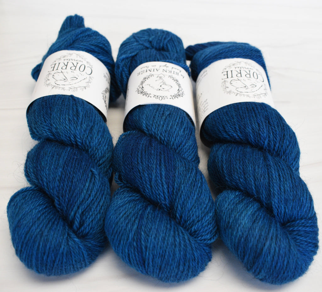 La Bien Aimee Mariniere Bleu Corrie Worsted