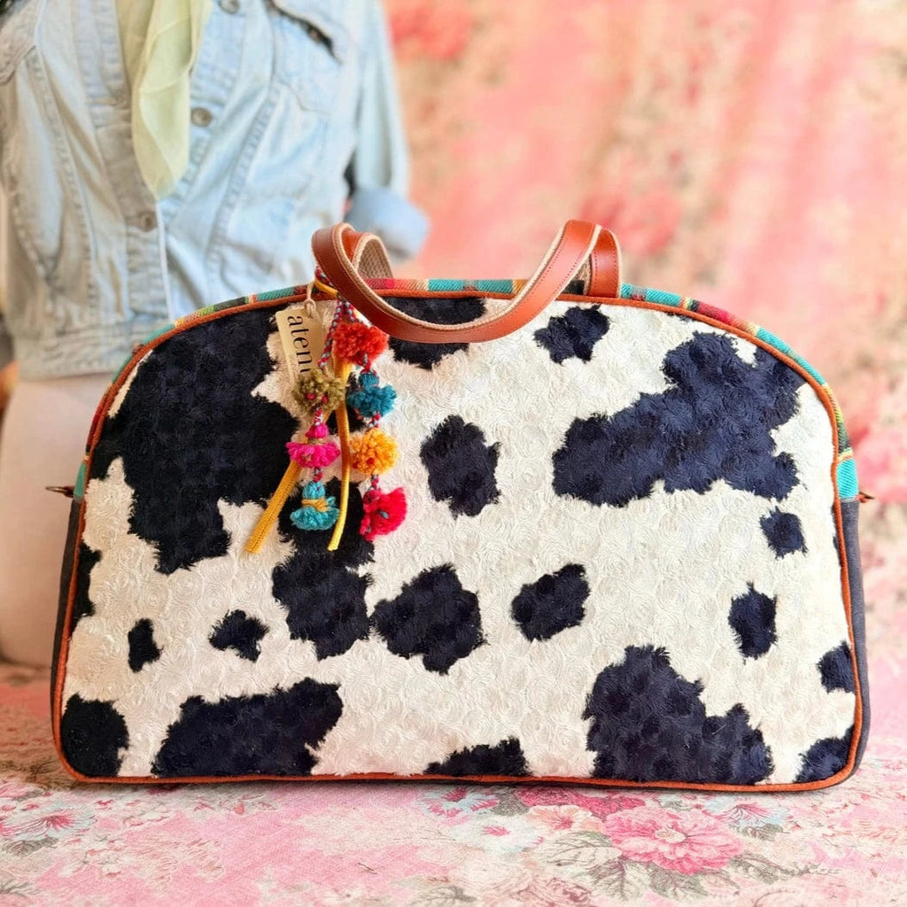 Atenti Tools & Gifts Curly Cow The Overnighter Bag