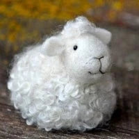 Bear Creek Needlefelting White Sheep Needle Felting Kit