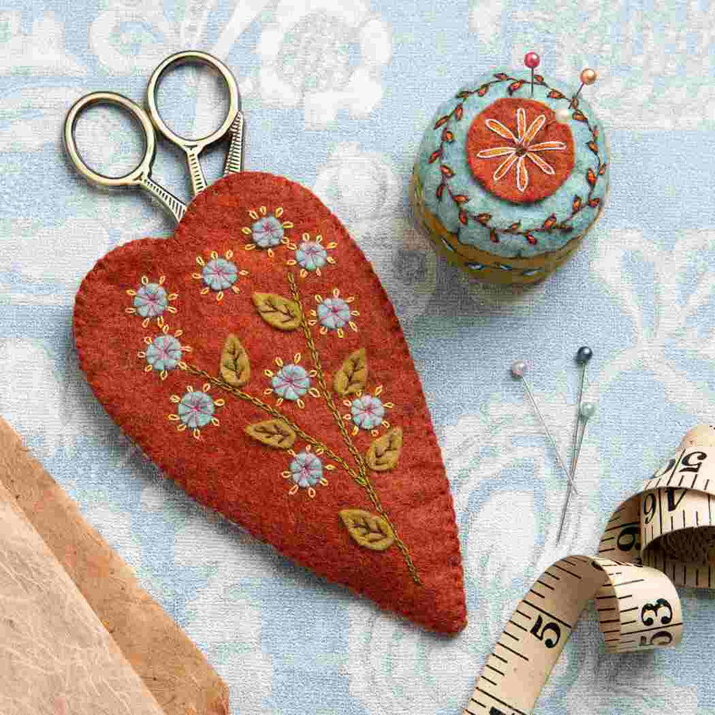 Corinne Lapierre Kit Scissors Pouch & Pin Mini Pin Cushion Felt Craft Kit