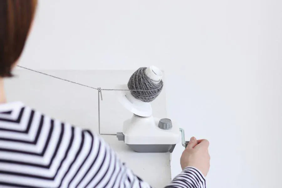 Daruma Tools & Gifts Daruma Ball Winder