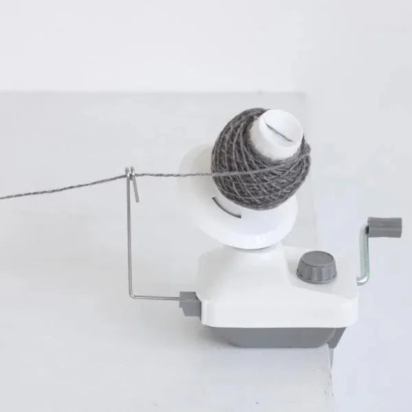 Daruma Tools & Gifts Daruma Ball Winder