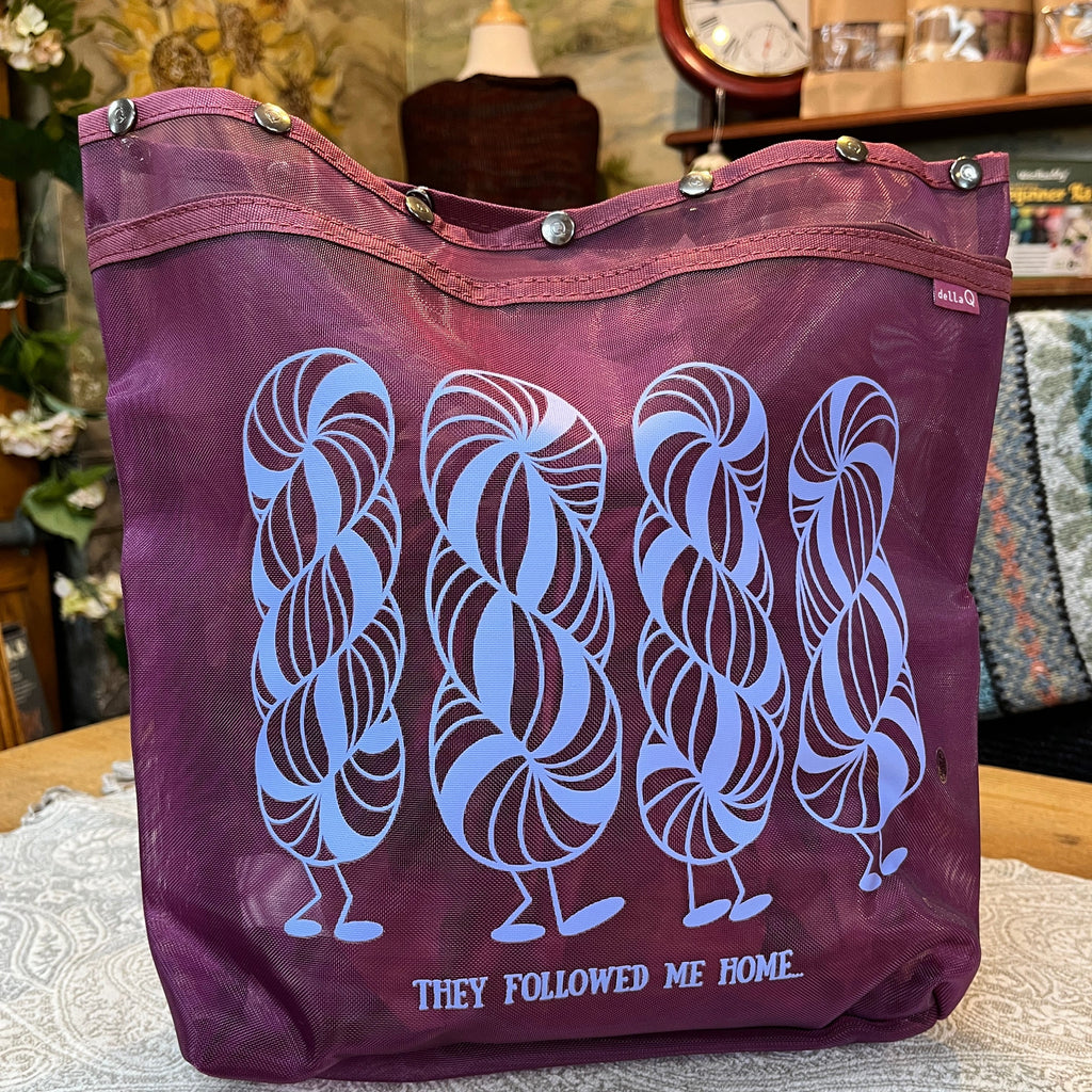 Della Q Tools & Gifts Oh Snap! Follow Me Home Project Bag  Size: XL