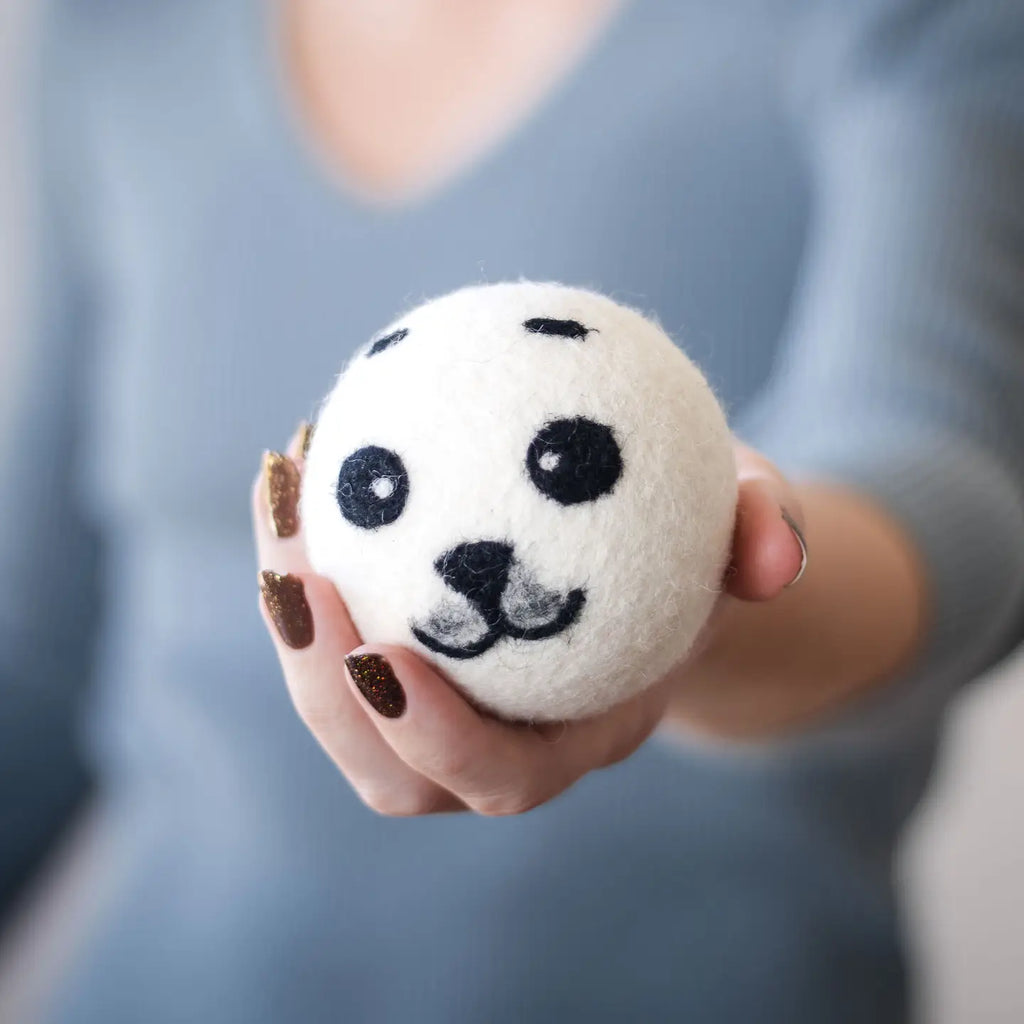 Friendsheep Tools & Gifts Baby Seal Trio Dryer Ball - set of 3