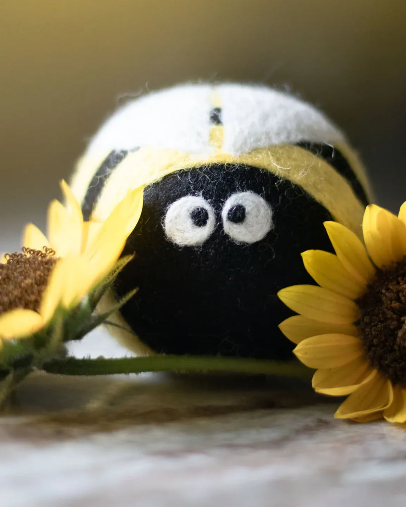 Friendsheep Tools & Gifts Bee Trio Dryer Ball - set of 3