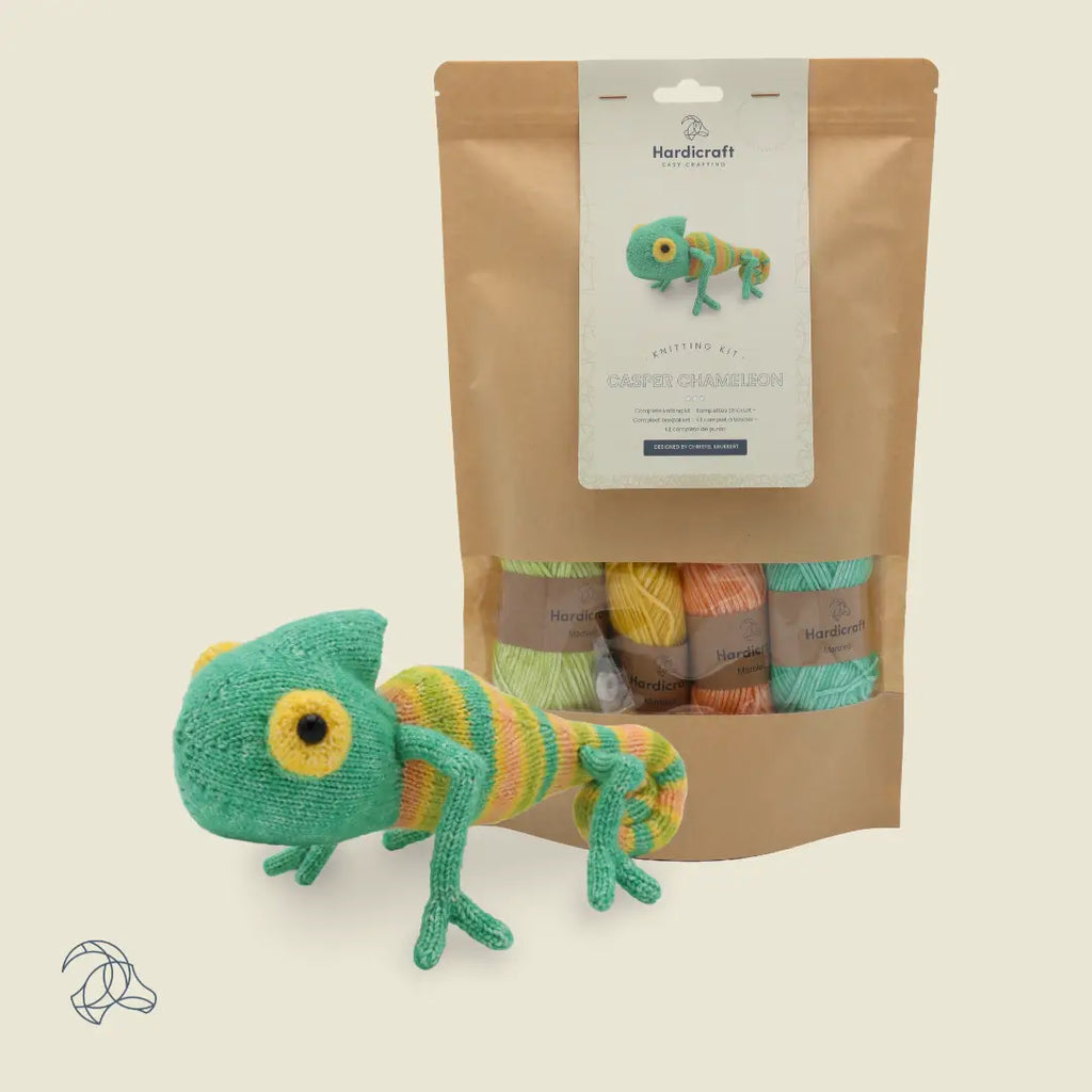Hardicraft Kit Casper the Chameleon Knitting Kit
