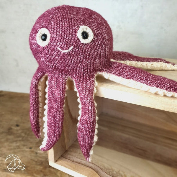 Hardicraft Kit Olivia Octopus Knitting Kit