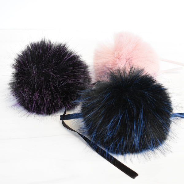 Ikigai Fiber Tools & Gifts Faux Fur Poms