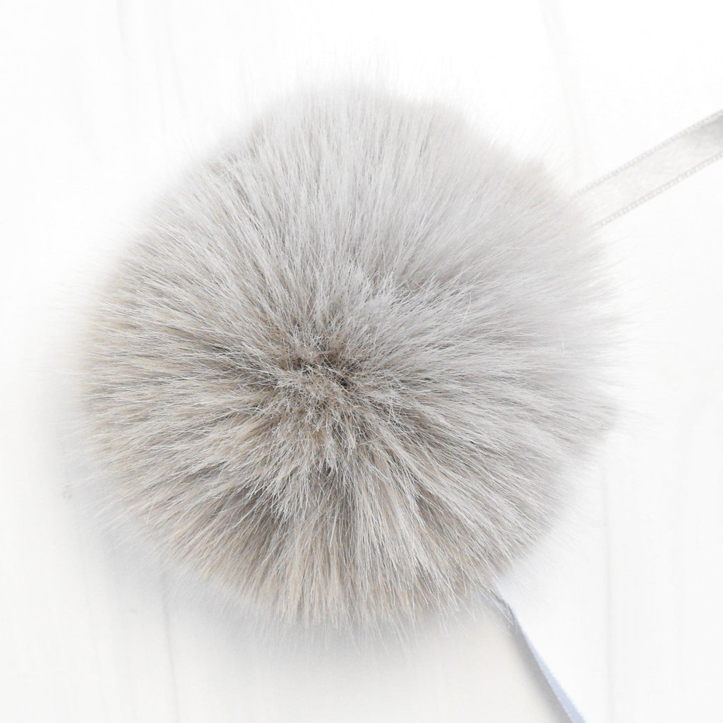 Ikigai Fiber Tools & Gifts Grey Luxe Faux Fur Poms