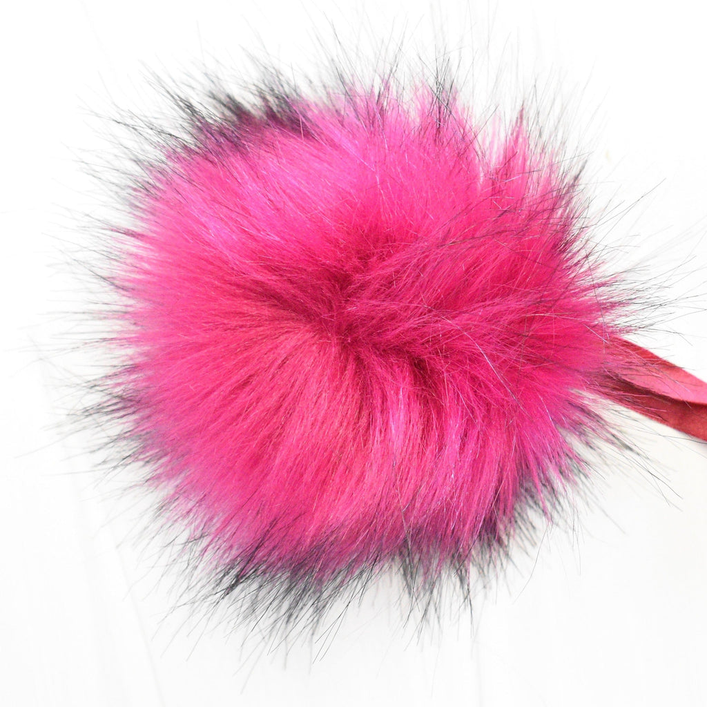 Ikigai Fiber Tools & Gifts Rasberry Faux Fur Poms