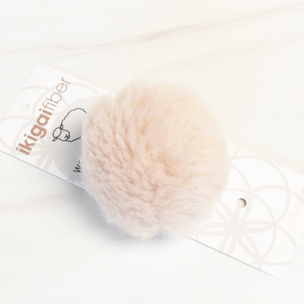 Ikigai Fiber Tools & Gifts Oat Wool Poms 8cm