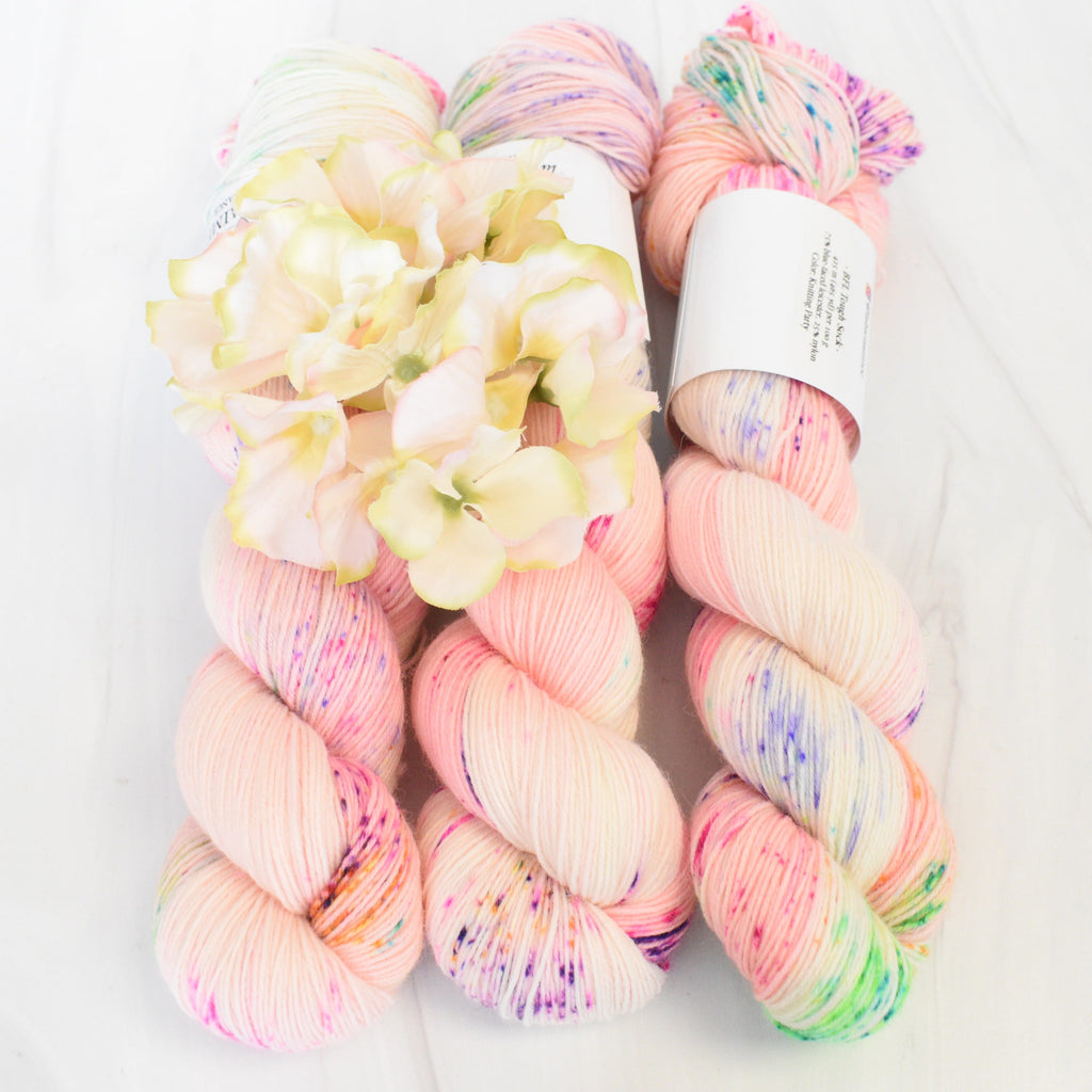 La Bien Aimee Yarn Knitting Party BFL Tough Sock