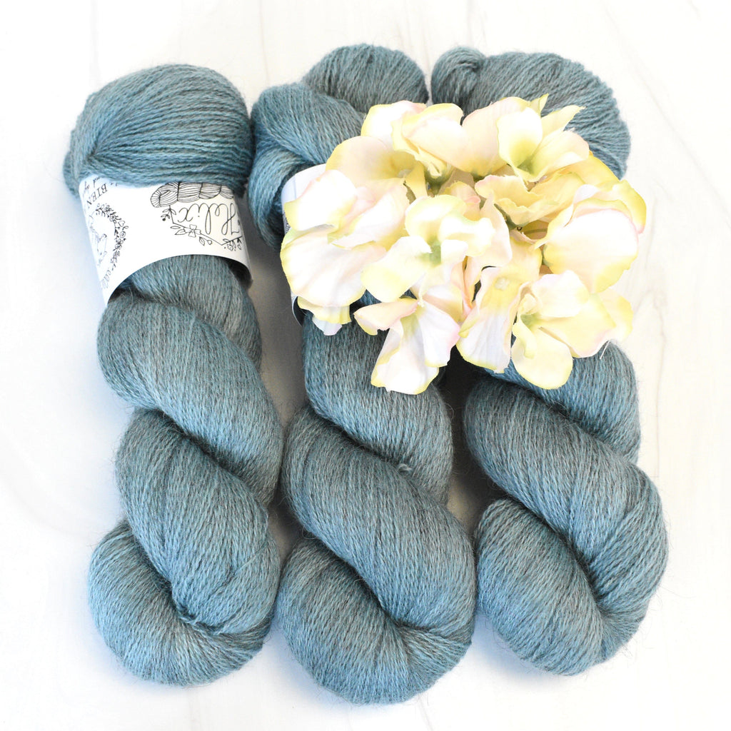La Bien Aimee Yarn Hegelia Helix
