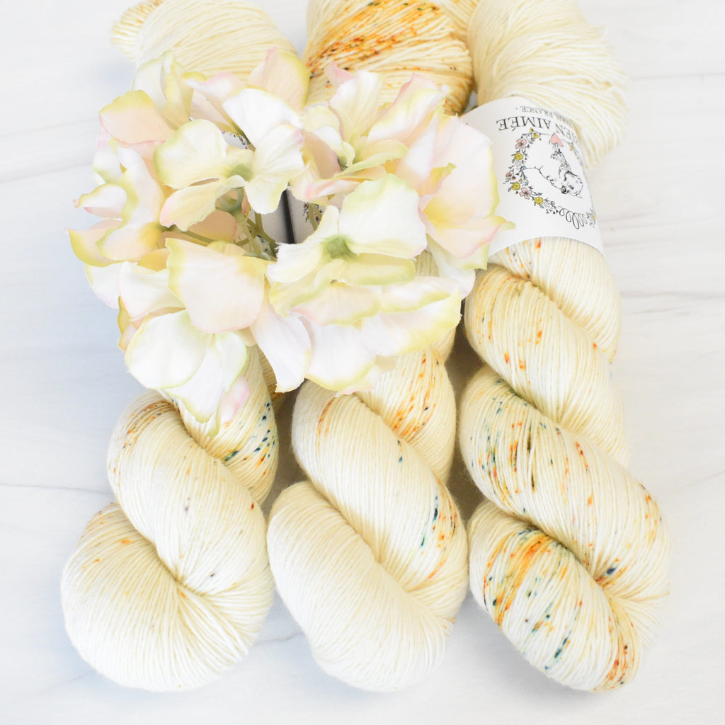 La Bien Aimee Yarn Namu Merino Singles
