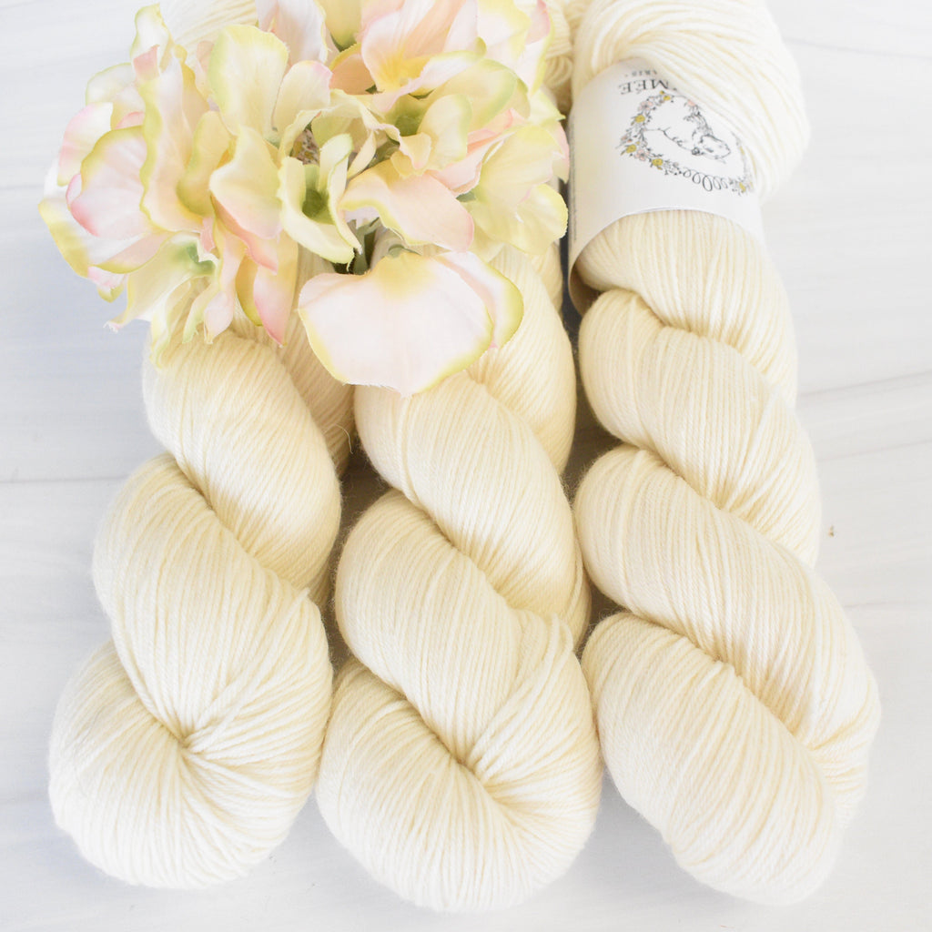 La Bien Aimee Yarn Blanc Merino Super Sock