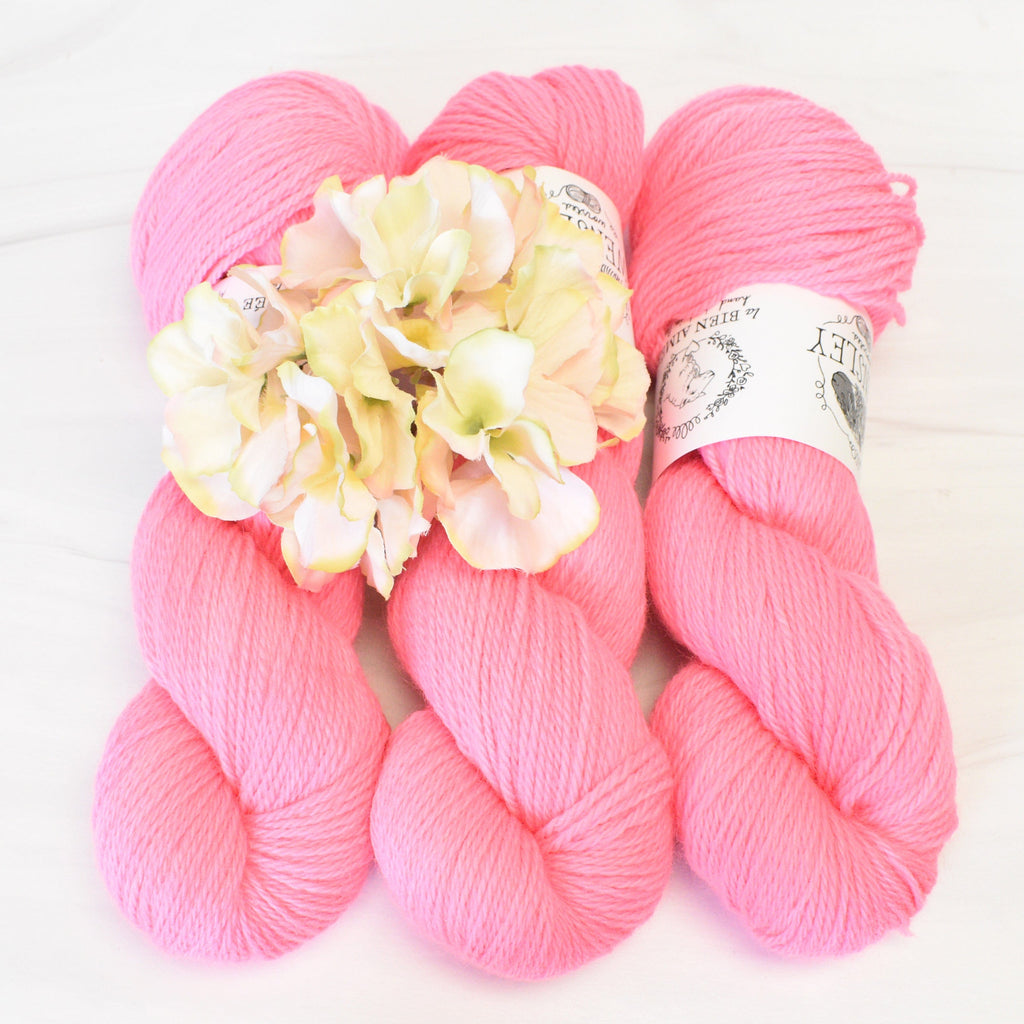 La Bien Aimee Yarn Lipstick Wensley Worsted