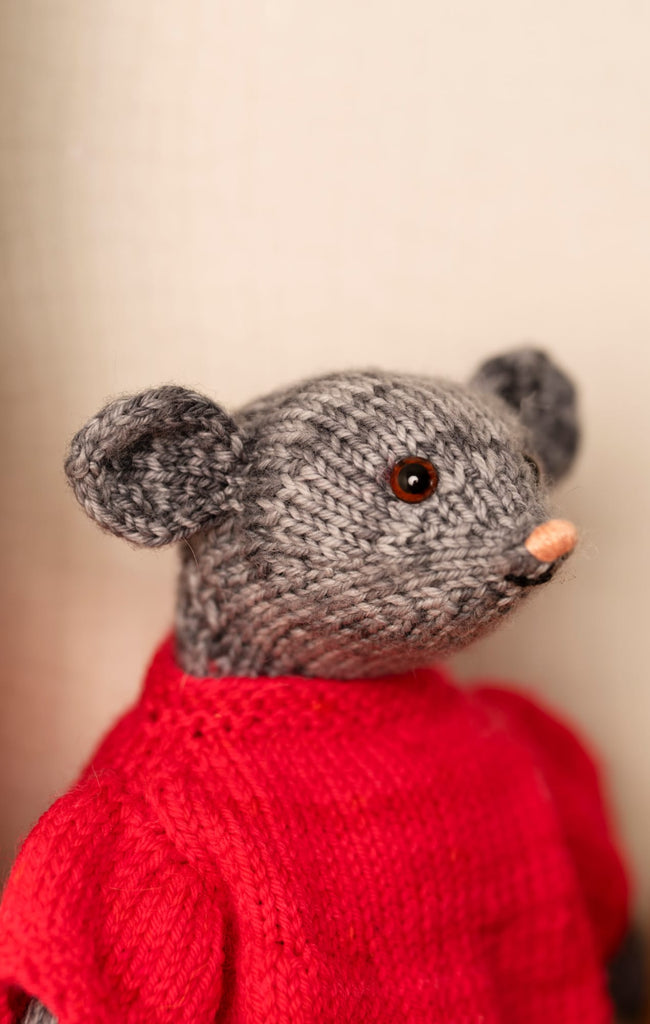 Laine Publishing Books Chez Myrtil : More seamless friends to knit & love
