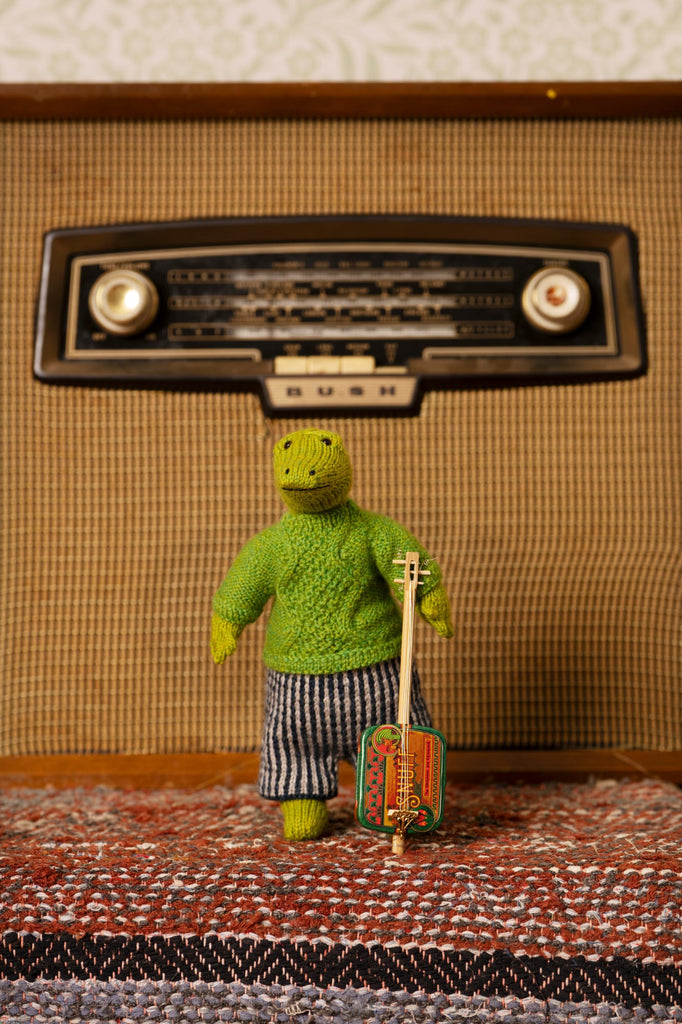 Laine Publishing Books Chez Myrtil : More seamless friends to knit & love