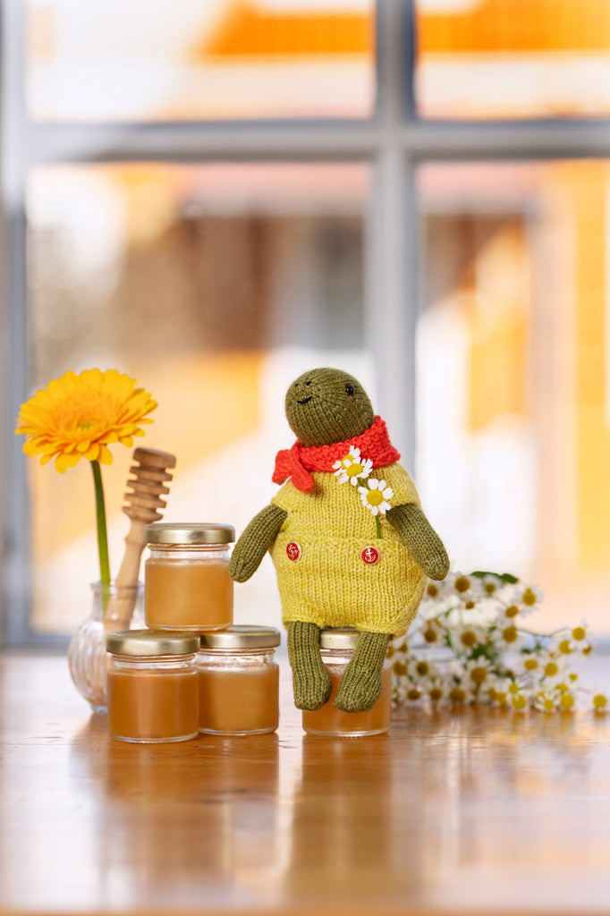 Laine Publishing Books Chez Myrtil : More seamless friends to knit & love