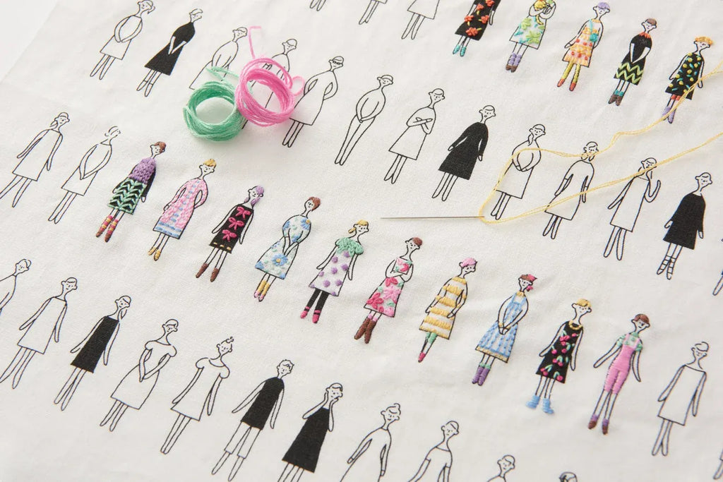 Lecien Stitching 562207 - Feminine 100 Ladies Thread Assortment