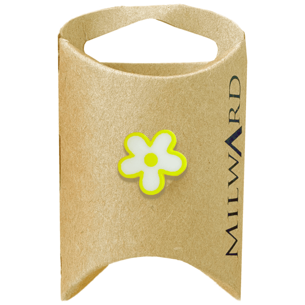 Milward Buttons Polyester Flower 15mm Button MGB296