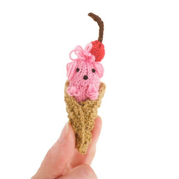 Mochimochi Land Kit Ice Cream Doggie Knit Kit