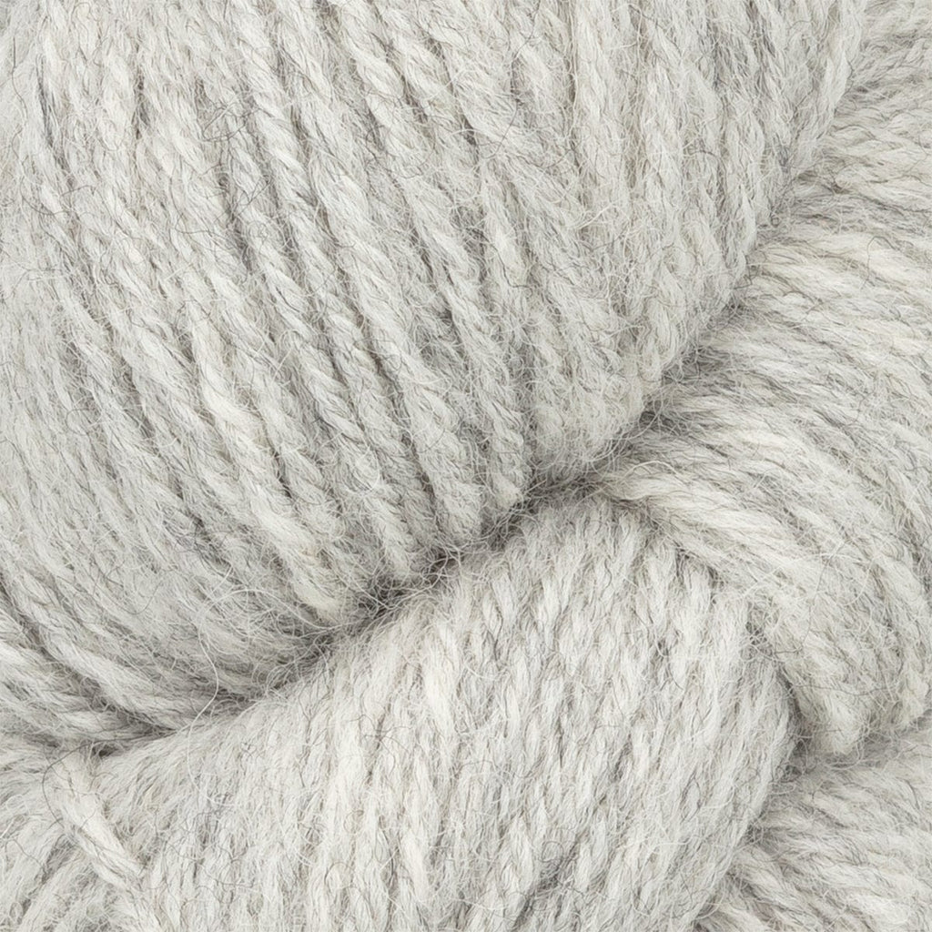 Novita Yarn Tender Fog Laine x Novita DK