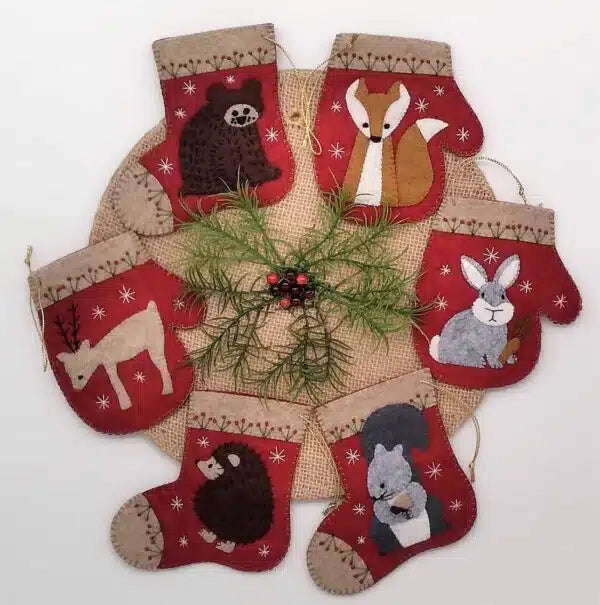 Rachels of Greenfield Kit Christmas Critters Ornament Kit