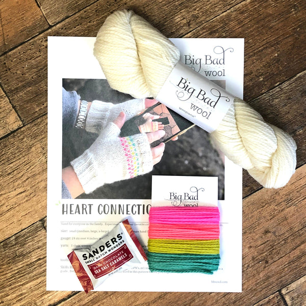 Ewe-nique Knits Big Bad Wool Heart Connection Mitt Kit