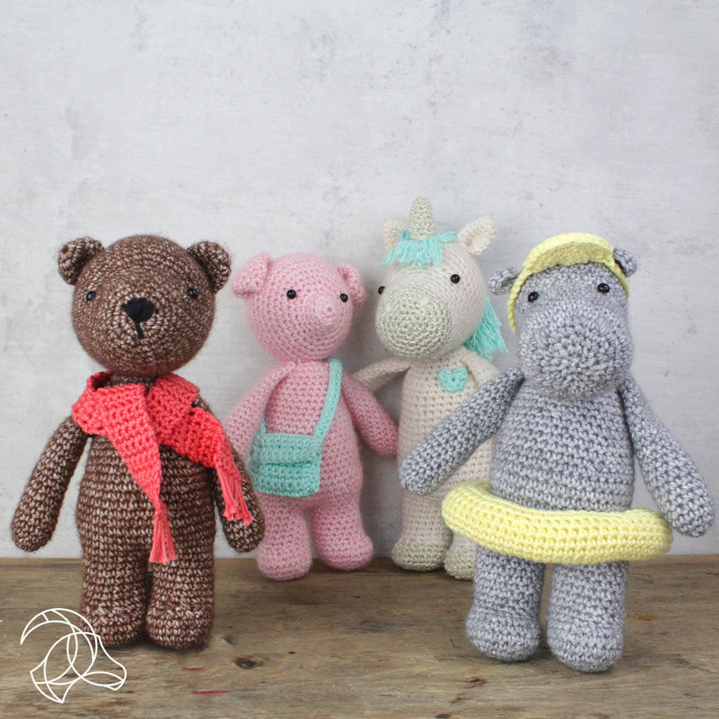 Hardicraft Bobbi The Bear Crochet Kit